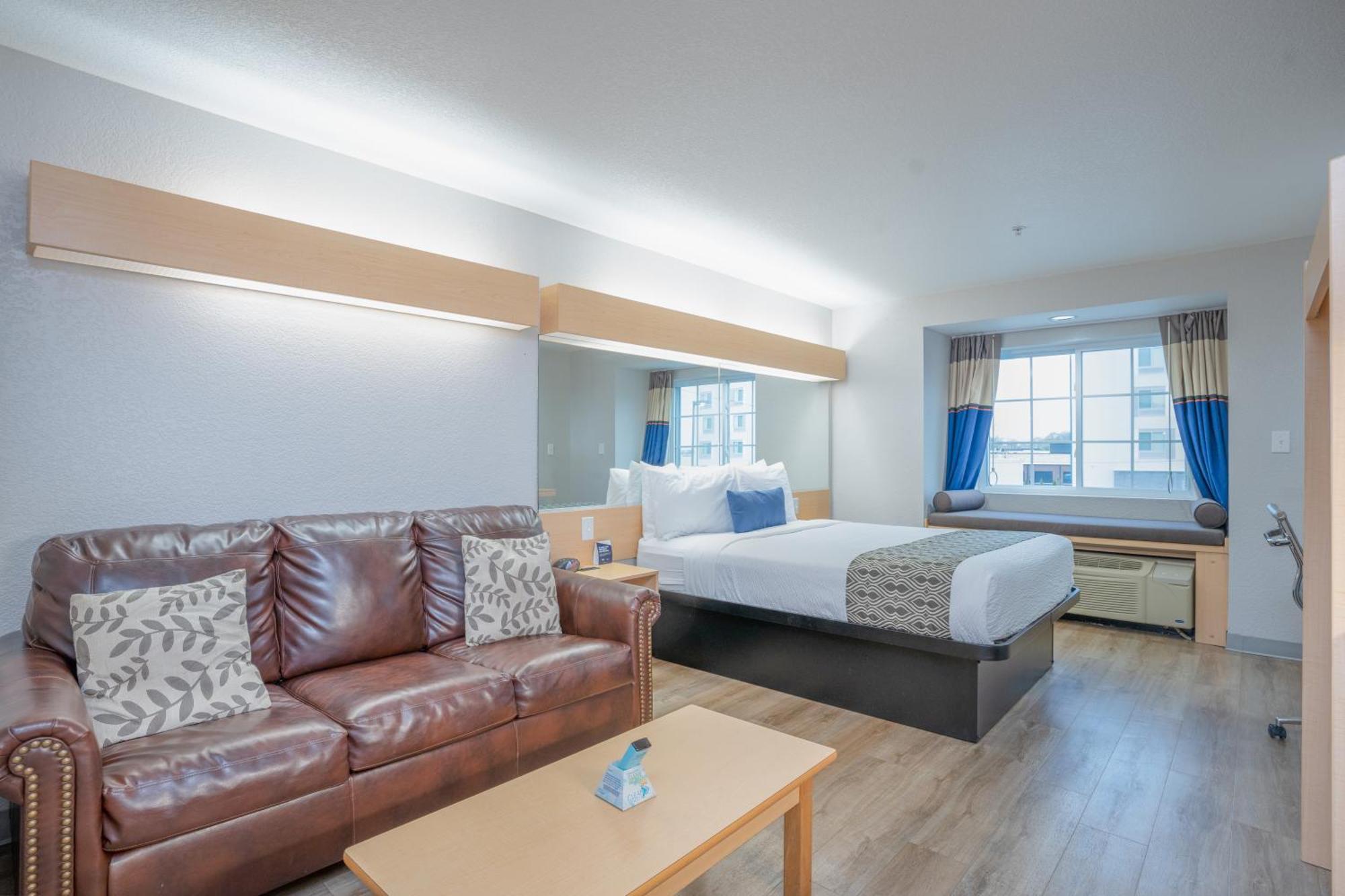Microtel Inn & Suites By Wyndham Albertville Exterior photo